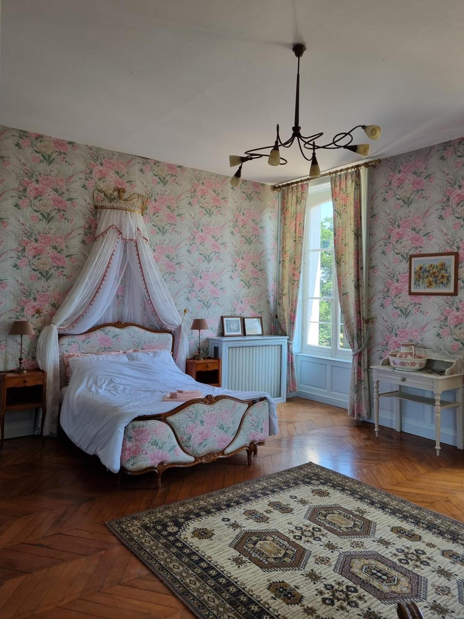 Chateau Le Plessis Sémelay Rom bilde